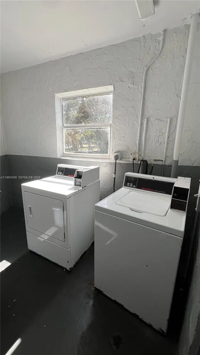 8300 Sands Point Blvd K105, Tamarac, Florida 33321, Tamarac, Florida 33321, 1 Bedroom Bedrooms, ,1 BathroomBathrooms,Residential Lease,For Rent,8300 Sands Point Blvd K105, Tamarac, Florida 33321,A11963098