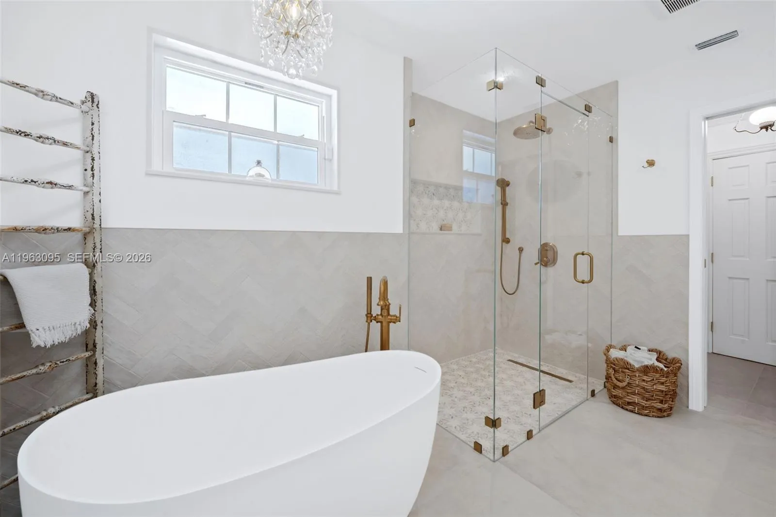 9980 Sw 128th St 9980, Miami, Florida 33176, Miami, Florida 33176, 4 Bedrooms Bedrooms, ,3 BathroomsBathrooms,Residential Lease,For Rent,9980 Sw 128th St 9980, Miami, Florida 33176,A11963095