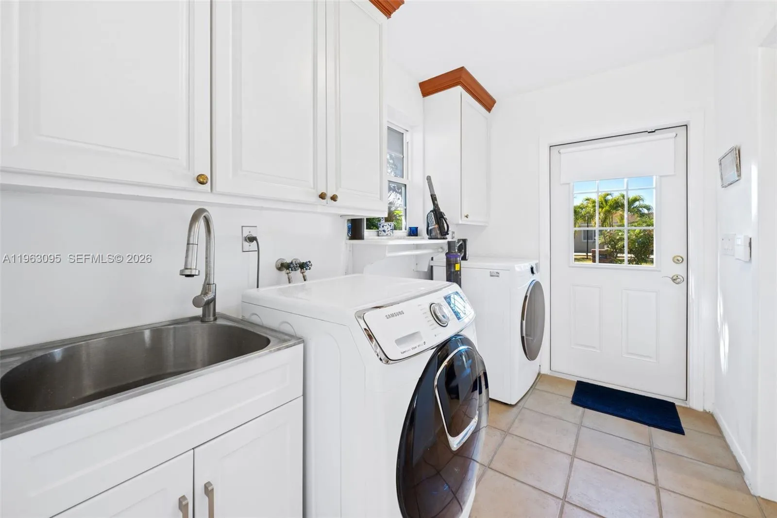 9980 Sw 128th St 9980, Miami, Florida 33176, Miami, Florida 33176, 4 Bedrooms Bedrooms, ,3 BathroomsBathrooms,Residential Lease,For Rent,9980 Sw 128th St 9980, Miami, Florida 33176,A11963095