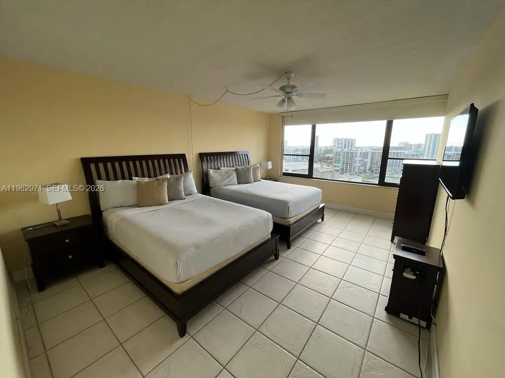 Hollywood, Florida 33019, 2 Bedrooms Bedrooms, ,2 BathroomsBathrooms,Residential Lease,For Rent,A11962971