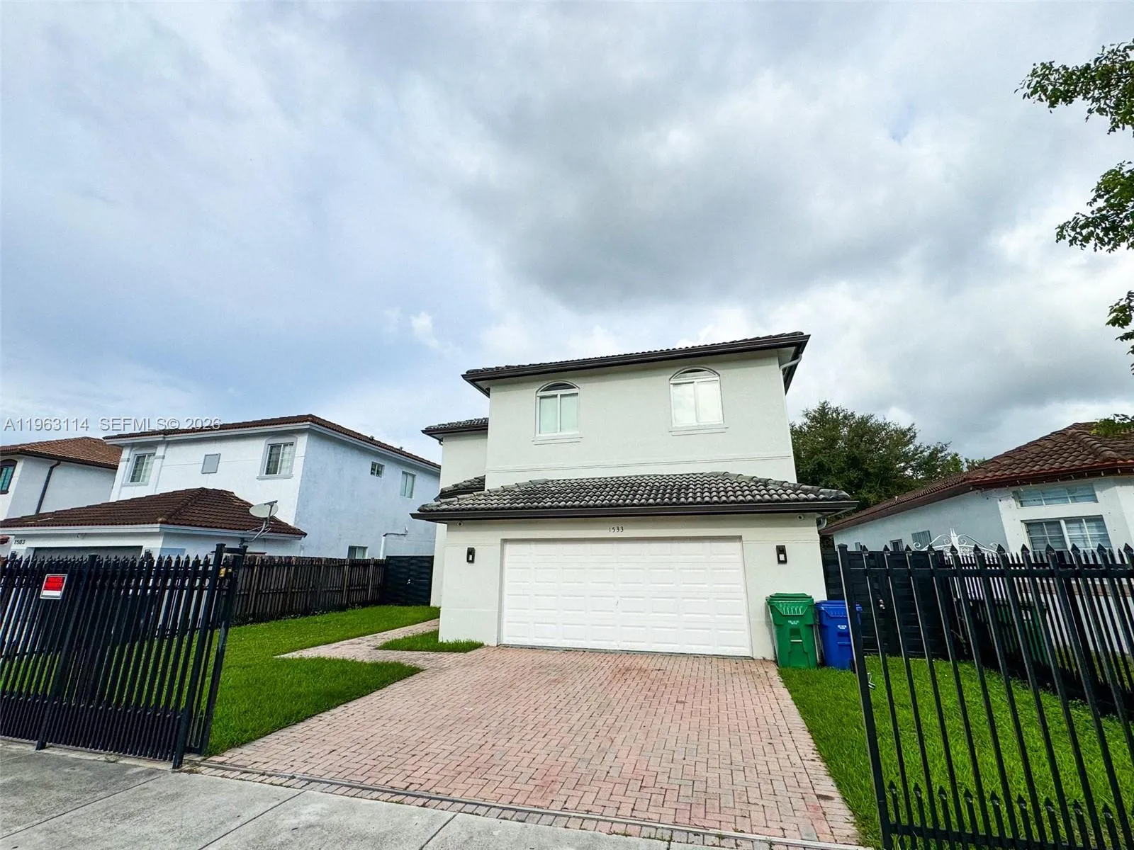 1533 Sw 154th Path, Miami, Florida 33194, Miami, Florida 33194, 3 Bedrooms Bedrooms, ,2 BathroomsBathrooms,Residential,For Sale,1533 Sw 154th Path, Miami, Florida 33194,A11963114