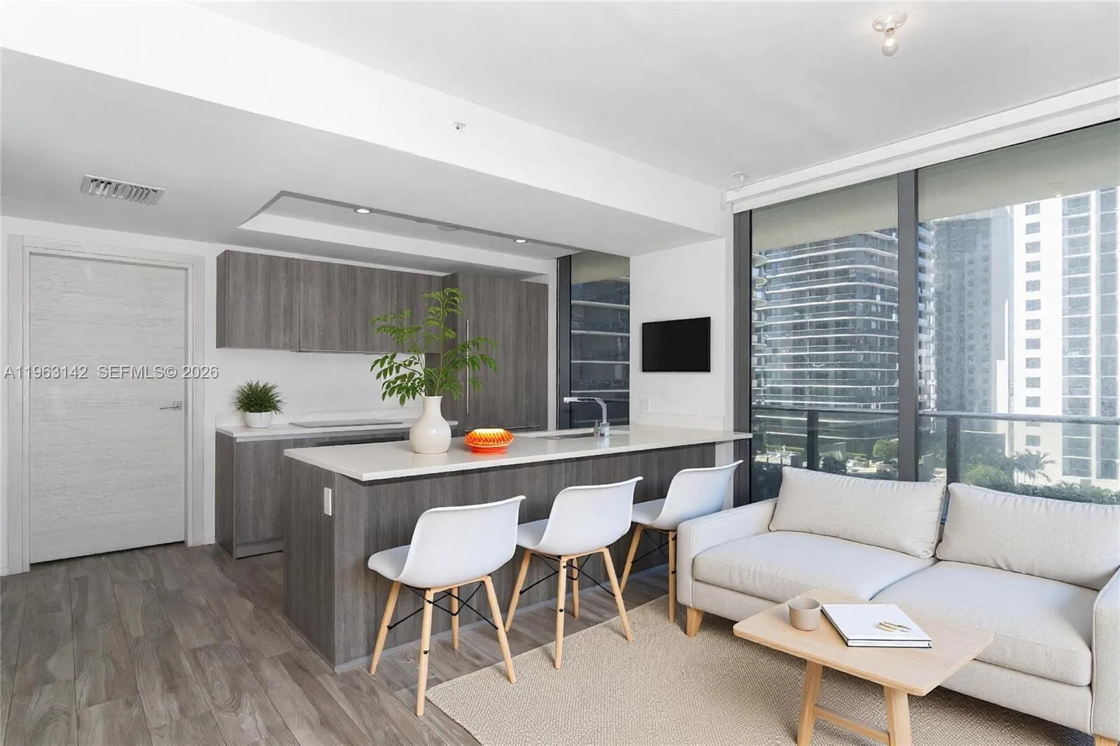 801 S Miami Ave 1409, Miami, Florida 33130, Miami, Florida 33130, 3 Bedrooms Bedrooms, ,3 BathroomsBathrooms,Residential,For Sale,801 S Miami Ave 1409, Miami, Florida 33130,A11963142