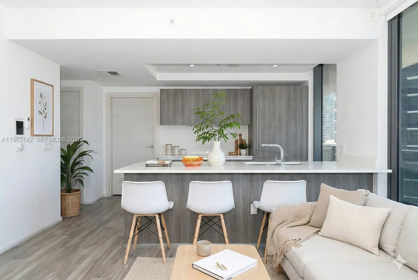 801 S Miami Ave 1409, Miami, Florida 33130, Miami, Florida 33130, 3 Bedrooms Bedrooms, ,3 BathroomsBathrooms,Residential,For Sale,801 S Miami Ave 1409, Miami, Florida 33130,A11963142