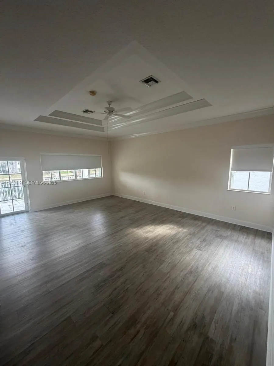 7061 Nw 113 Ct 7061, Doral, Florida 33178, Doral, Florida 33178, 5 Bedrooms Bedrooms, ,3 BathroomsBathrooms,Residential Lease,For Rent,7061 Nw 113 Ct 7061, Doral, Florida 33178,A11963111