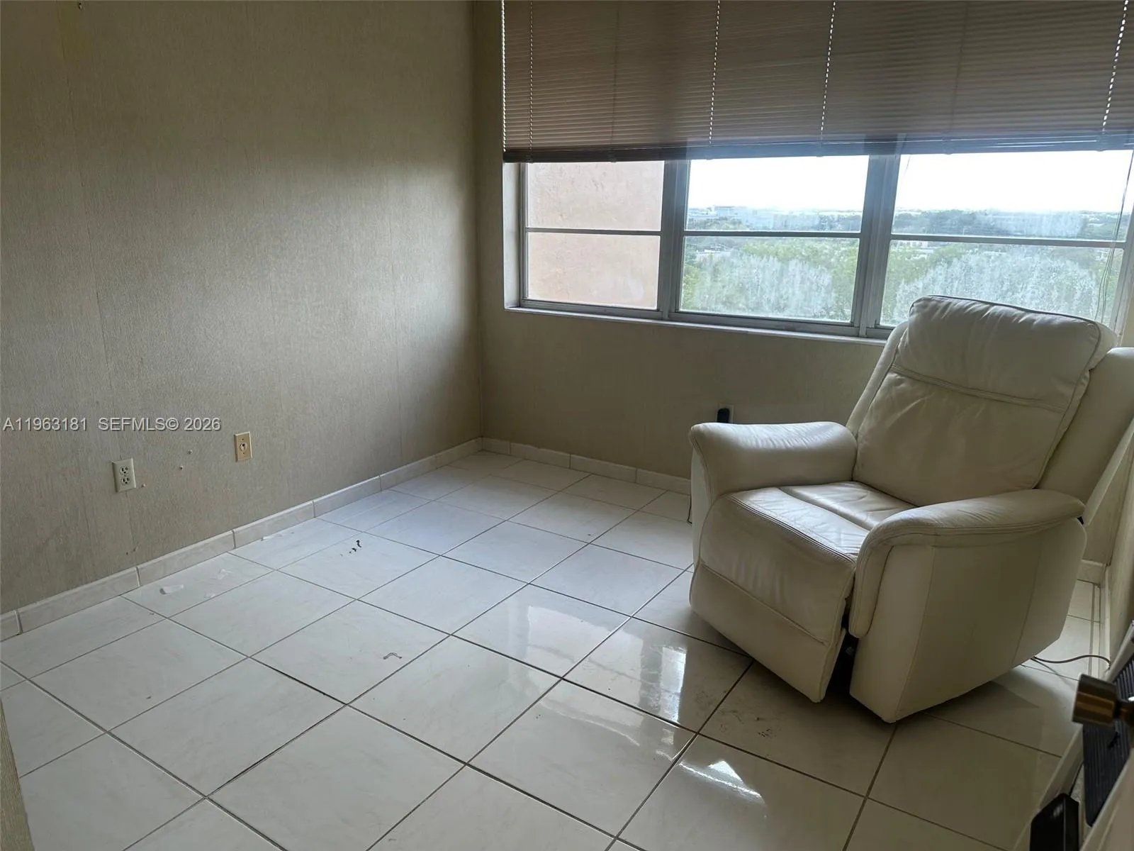 1200 Saint Charles Pl Ph7, Pembroke Pines, Florida, Pembroke Pines, Florida 33026, 2 Bedrooms Bedrooms, ,2 BathroomsBathrooms,Residential Lease,For Rent,1200 Saint Charles Pl Ph7, Pembroke Pines, Florida,A11963181