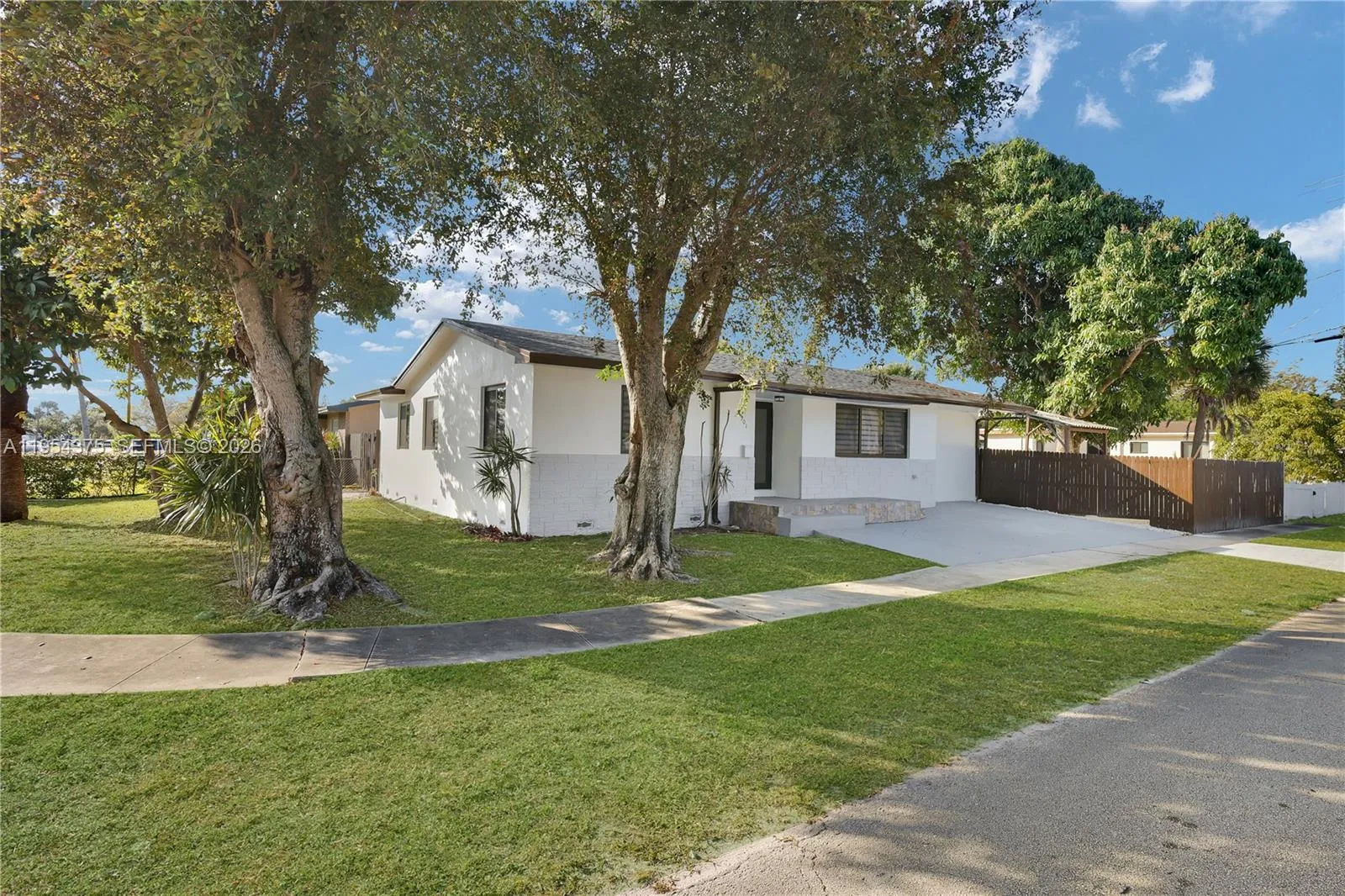 7501 Raleigh St, Hollywood, Florida 33024, Hollywood, Florida 33024, 4 Bedrooms Bedrooms, ,3 BathroomsBathrooms,Residential,For Sale,7501 Raleigh St, Hollywood, Florida 33024,A11954375