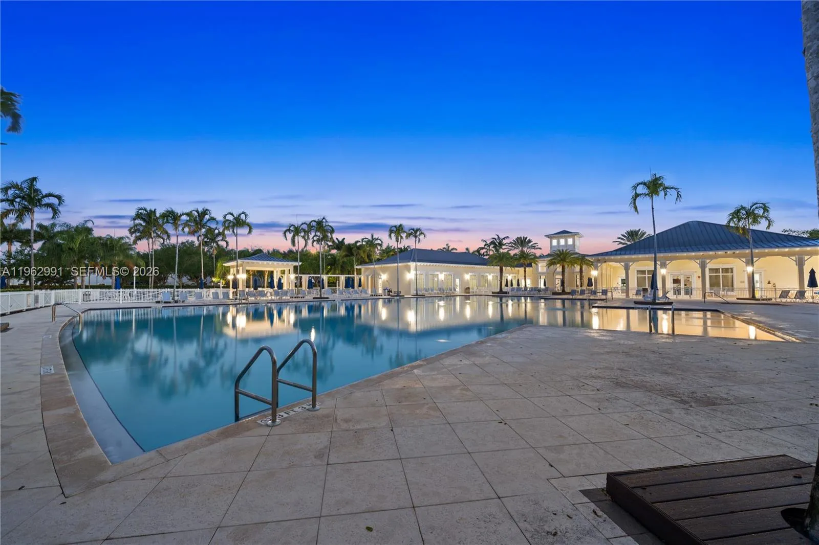 2741 Ne 4th St 103, Homestead, Florida 33033, Homestead, Florida 33033, 3 Bedrooms Bedrooms, ,2 BathroomsBathrooms,Residential,For Sale,2741 Ne 4th St 103, Homestead, Florida 33033,A11962991