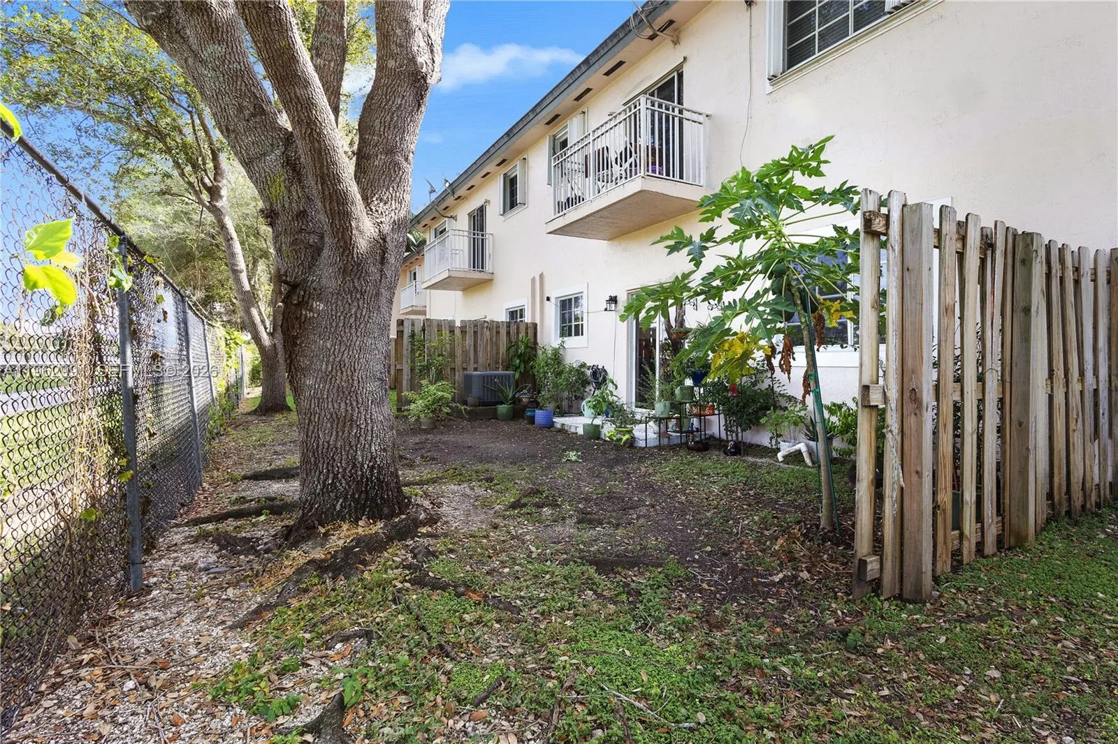 2741 Ne 4th St 103, Homestead, Florida 33033, Homestead, Florida 33033, 3 Bedrooms Bedrooms, ,2 BathroomsBathrooms,Residential,For Sale,2741 Ne 4th St 103, Homestead, Florida 33033,A11962991