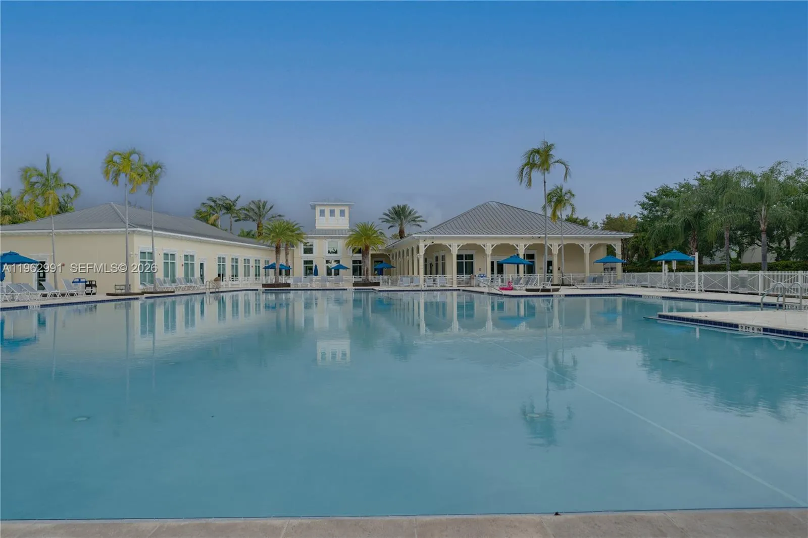 2741 Ne 4th St 103, Homestead, Florida 33033, Homestead, Florida 33033, 3 Bedrooms Bedrooms, ,2 BathroomsBathrooms,Residential,For Sale,2741 Ne 4th St 103, Homestead, Florida 33033,A11962991