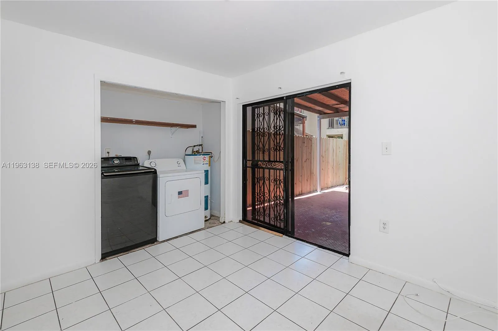 1082 W 79th St 25, Hialeah, Florida 33014, Hialeah, Florida 33014, 2 Bedrooms Bedrooms, ,1 BathroomBathrooms,Residential,For Sale,1082 W 79th St 25, Hialeah, Florida 33014,A11963138