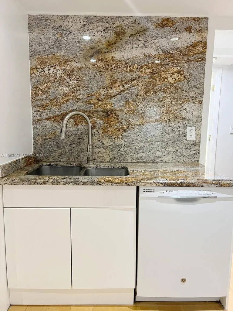 1111 Crandon Blvd A1205, Key Biscayne, Florida 331, Key Biscayne, Florida 33149, 2 Bedrooms Bedrooms, ,2 BathroomsBathrooms,Residential Lease,For Rent,1111 Crandon Blvd A1205, Key Biscayne, Florida 331,A11963057