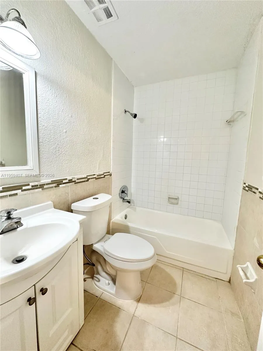 8650 Sw 67th Ave 1032, Pinecrest, Florida 33156, Pinecrest, Florida 33156, 2 Bedrooms Bedrooms, ,2 BathroomsBathrooms,Residential,For Sale,8650 Sw 67th Ave 1032, Pinecrest, Florida 33156,A11959407
