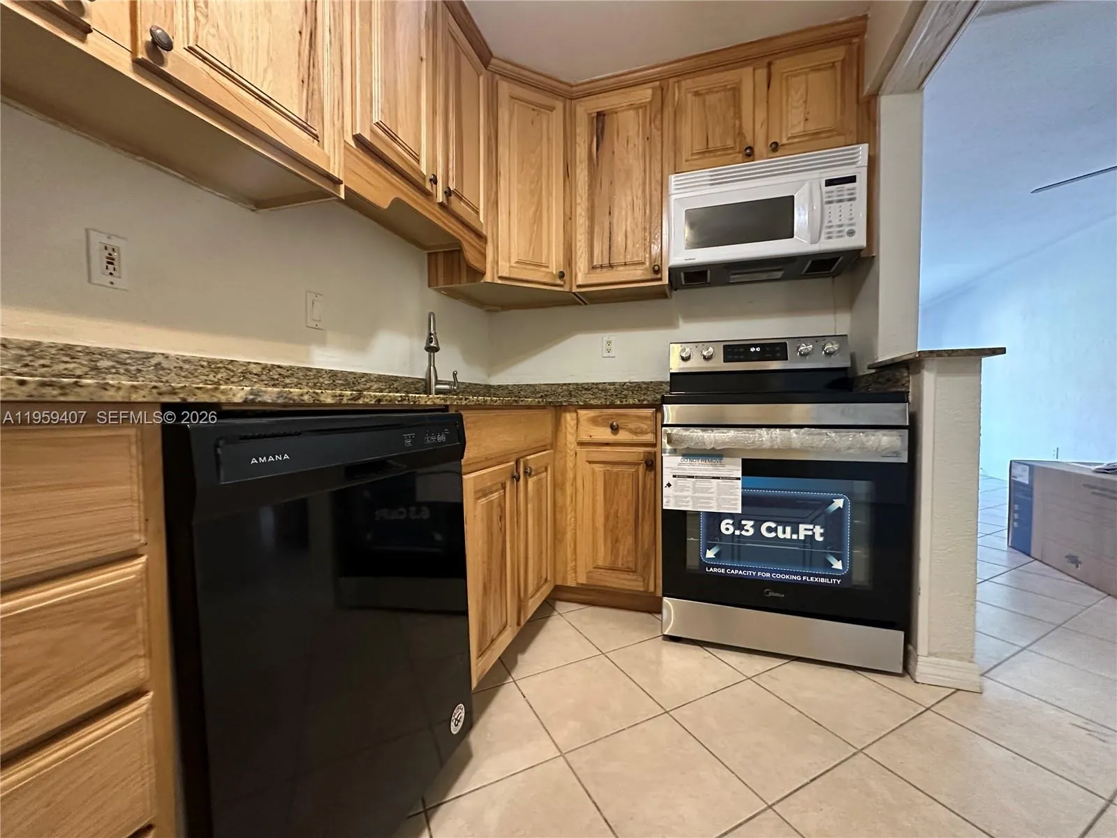 8650 Sw 67th Ave 1032, Pinecrest, Florida 33156, Pinecrest, Florida 33156, 2 Bedrooms Bedrooms, ,2 BathroomsBathrooms,Residential,For Sale,8650 Sw 67th Ave 1032, Pinecrest, Florida 33156,A11959407