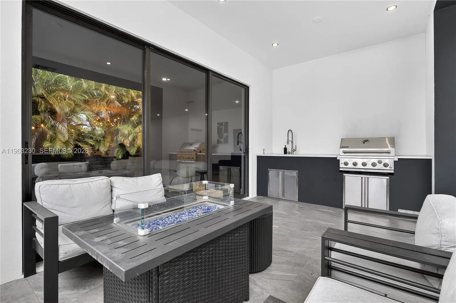 913 Ne 15th St, Fort Lauderdale, Florida 33304, Fort Lauderdale, Florida 33304, 4 Bedrooms Bedrooms, ,3 BathroomsBathrooms,Residential,For Sale,913 Ne 15th St, Fort Lauderdale, Florida 33304,A11963230