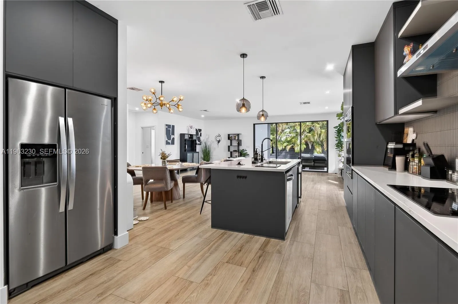 913 Ne 15th St, Fort Lauderdale, Florida 33304, Fort Lauderdale, Florida 33304, 4 Bedrooms Bedrooms, ,3 BathroomsBathrooms,Residential,For Sale,913 Ne 15th St, Fort Lauderdale, Florida 33304,A11963230