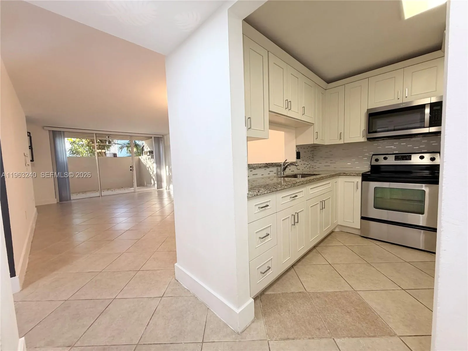 10835 Sw 112th Ave 116, Miami, Florida 33176, Miami, Florida 33176, 2 Bedrooms Bedrooms, ,2 BathroomsBathrooms,Residential Lease,For Rent,10835 Sw 112th Ave 116, Miami, Florida 33176,A11963240