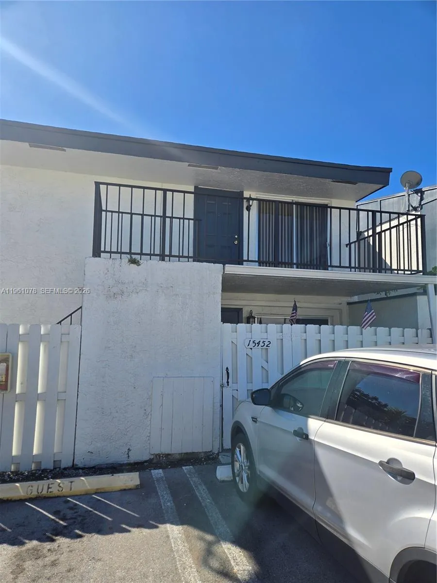 15454 Sw 85th Ln 135, Miami, Florida 33193, Miami, Florida 33193, 2 Bedrooms Bedrooms, ,1 BathroomBathrooms,Residential,For Sale,15454 Sw 85th Ln 135, Miami, Florida 33193,A11961078