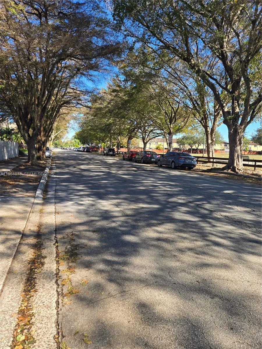 15454 Sw 85th Ln 135, Miami, Florida 33193, Miami, Florida 33193, 2 Bedrooms Bedrooms, ,1 BathroomBathrooms,Residential,For Sale,15454 Sw 85th Ln 135, Miami, Florida 33193,A11961078