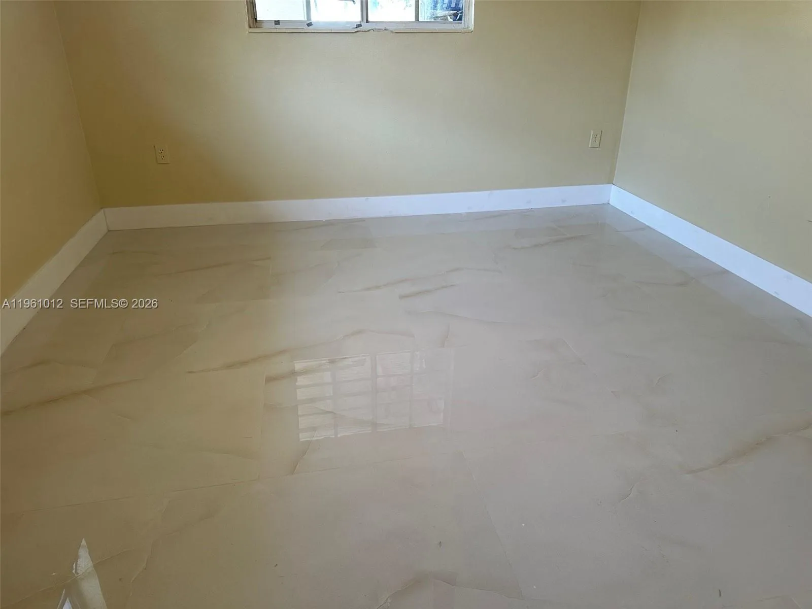 1655 Nw 116th St Front, Miami, Florida 33167, Miami, Florida 33167, 2 Bedrooms Bedrooms, ,1 BathroomBathrooms,Residential Lease,For Rent,1655 Nw 116th St Front, Miami, Florida 33167,A11961012