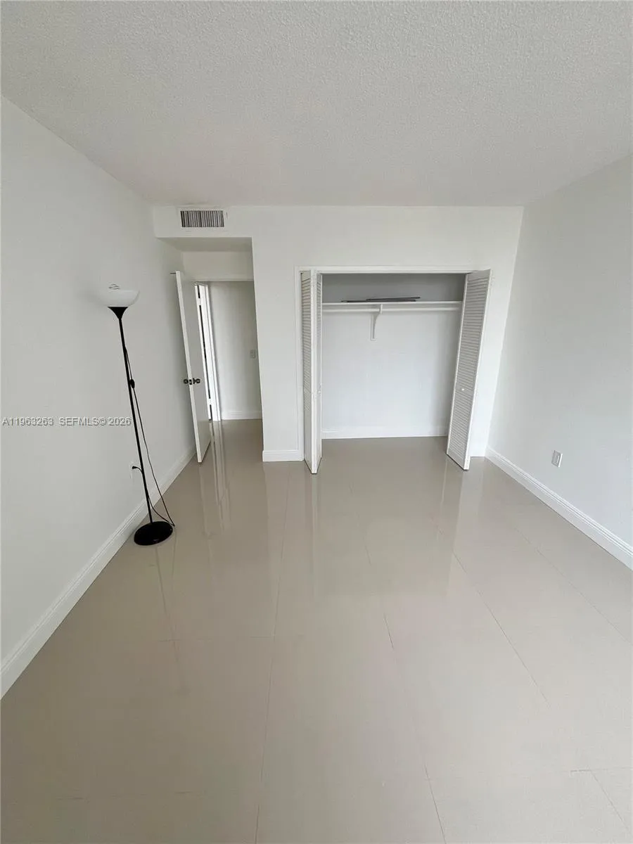 3505 Ocean Dr 502, Hollywood, Florida 33019, Hollywood, Florida 33019, 2 Bedrooms Bedrooms, ,2 BathroomsBathrooms,Residential,For Sale,3505 Ocean Dr 502, Hollywood, Florida 33019,A11963263
