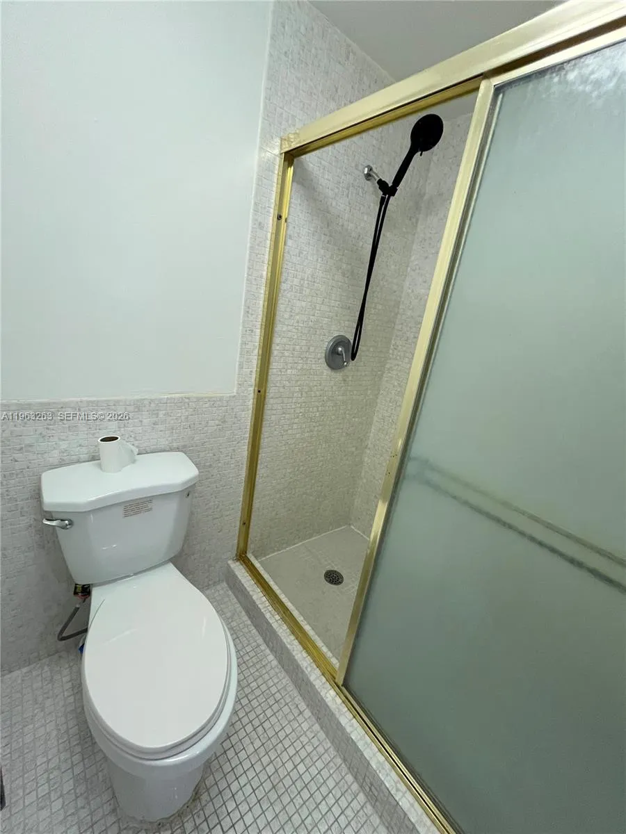 3505 Ocean Dr 502, Hollywood, Florida 33019, Hollywood, Florida 33019, 2 Bedrooms Bedrooms, ,2 BathroomsBathrooms,Residential,For Sale,3505 Ocean Dr 502, Hollywood, Florida 33019,A11963263