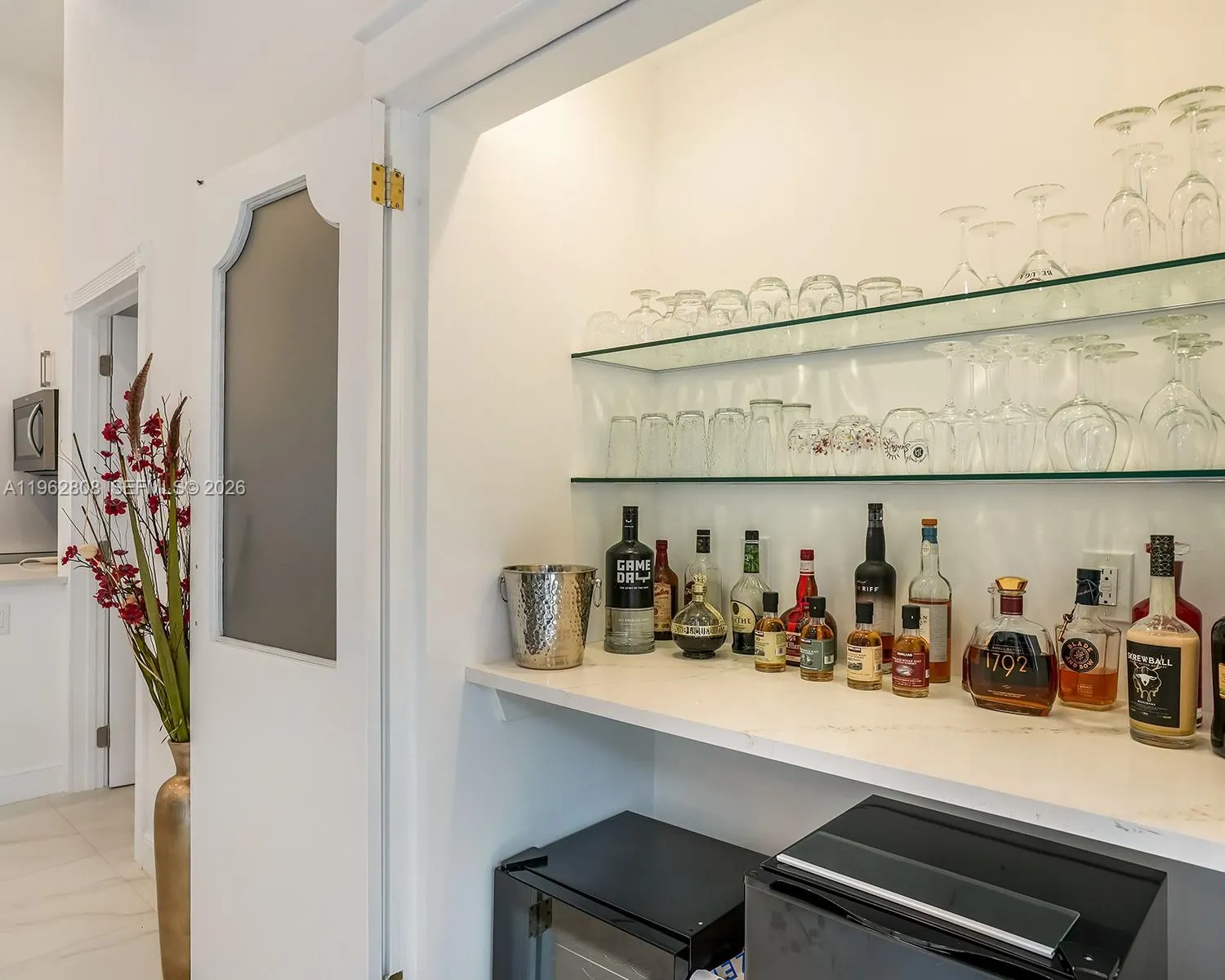 413 Leslie Dr, Hallandale Beach, Florida 33009, Hallandale Beach, Florida 33009, 3 Bedrooms Bedrooms, ,2 BathroomsBathrooms,Residential,For Sale,413 Leslie Dr, Hallandale Beach, Florida 33009,A11962808