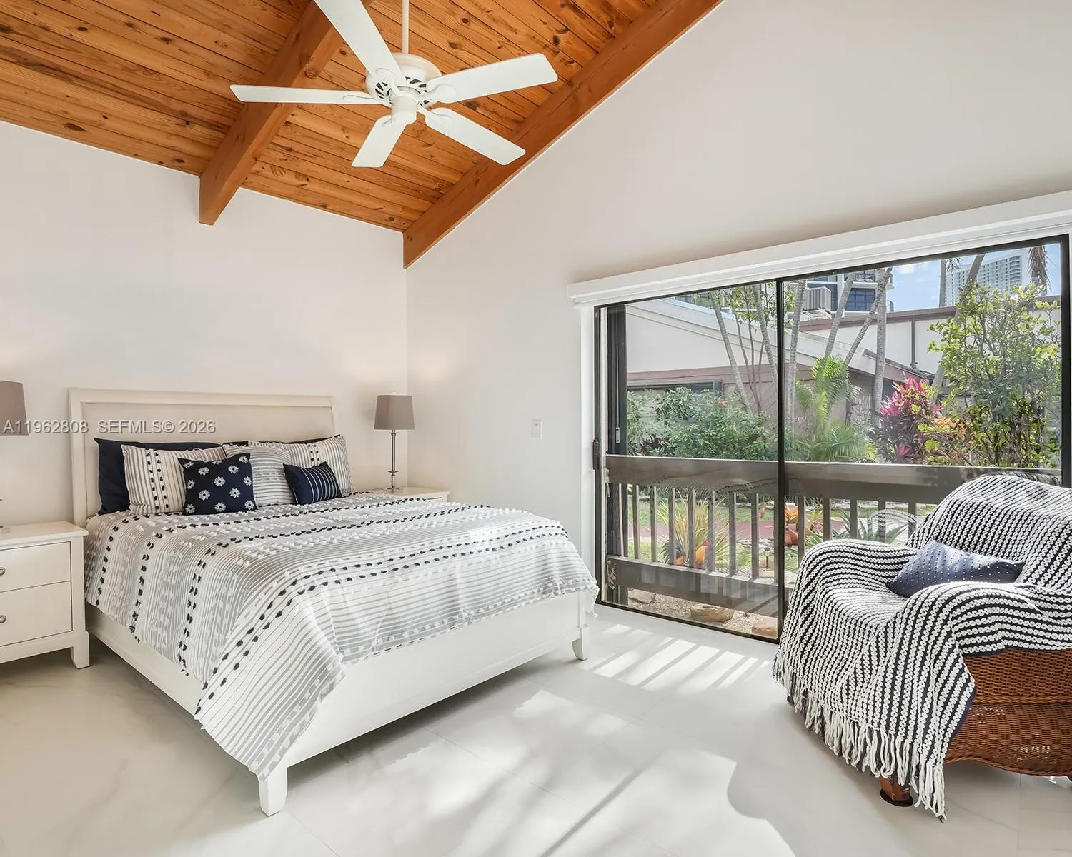 413 Leslie Dr, Hallandale Beach, Florida 33009, Hallandale Beach, Florida 33009, 3 Bedrooms Bedrooms, ,2 BathroomsBathrooms,Residential,For Sale,413 Leslie Dr, Hallandale Beach, Florida 33009,A11962808