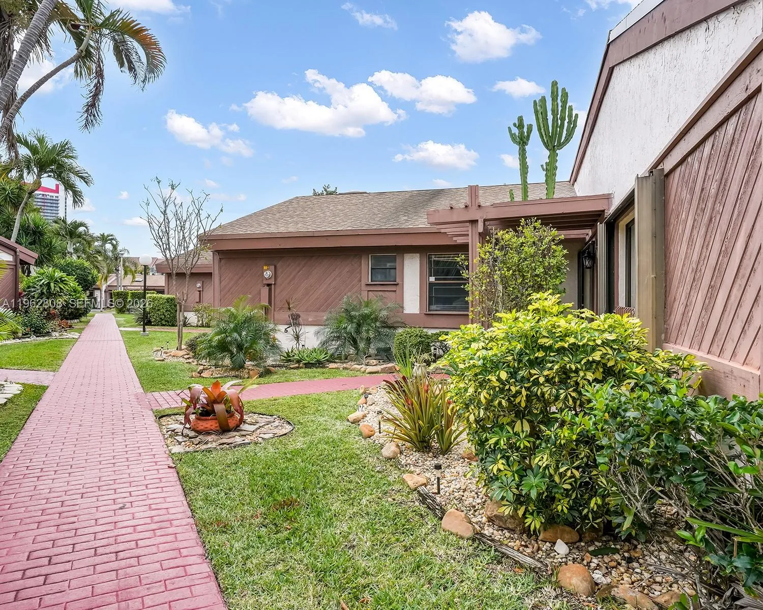 413 Leslie Dr, Hallandale Beach, Florida 33009, Hallandale Beach, Florida 33009, 3 Bedrooms Bedrooms, ,2 BathroomsBathrooms,Residential,For Sale,413 Leslie Dr, Hallandale Beach, Florida 33009,A11962808