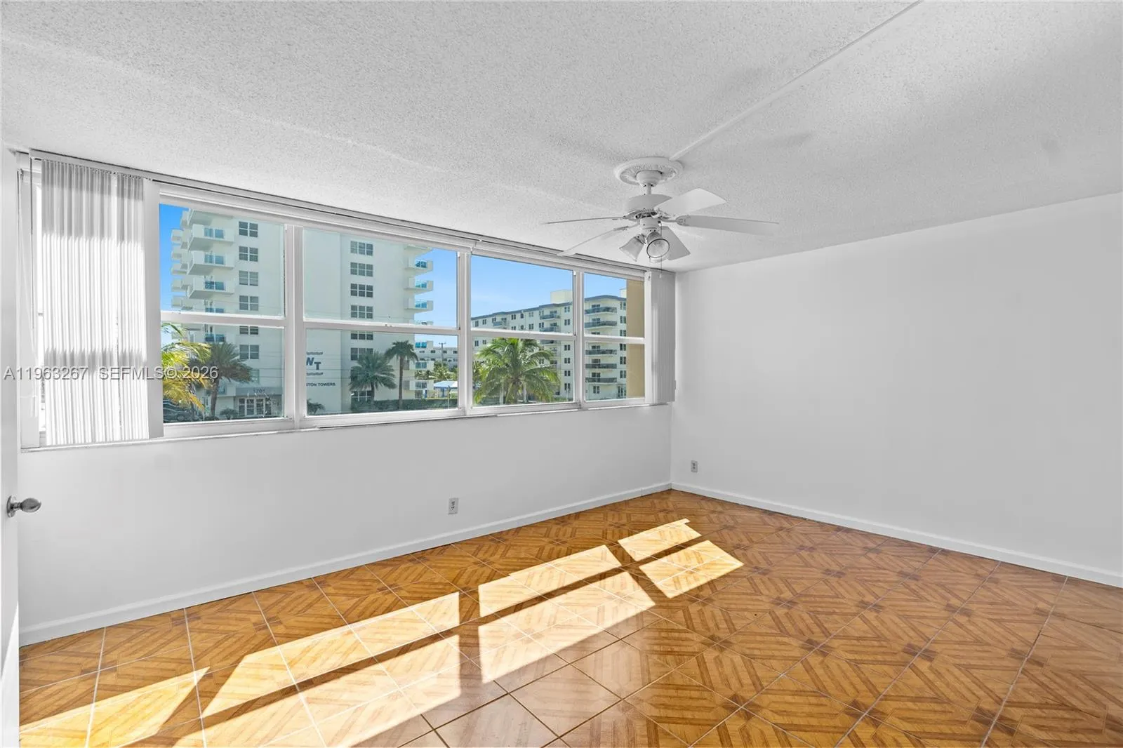 1410 S Ocean Dr 208, Hollywood, Florida 33019, Hollywood, Florida 33019, 2 Bedrooms Bedrooms, ,2 BathroomsBathrooms,Residential,For Sale,1410 S Ocean Dr 208, Hollywood, Florida 33019,A11963267