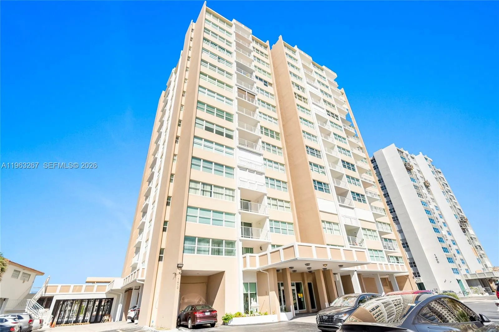 1410 S Ocean Dr 208, Hollywood, Florida 33019, Hollywood, Florida 33019, 2 Bedrooms Bedrooms, ,2 BathroomsBathrooms,Residential,For Sale,1410 S Ocean Dr 208, Hollywood, Florida 33019,A11963267