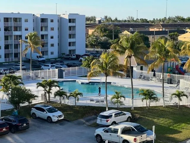 8075 Nw 7th St 501, Miami, Florida 33126, Miami, Florida 33126, 2 Bedrooms Bedrooms, ,2 BathroomsBathrooms,Residential Lease,For Rent,8075 Nw 7th St 501, Miami, Florida 33126,A11954071