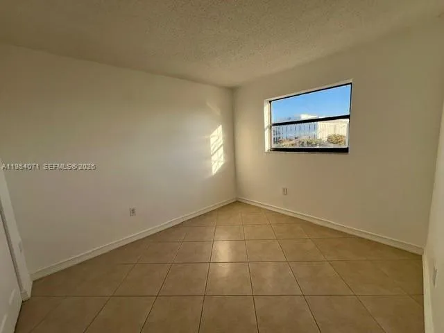 8075 Nw 7th St 501, Miami, Florida 33126, Miami, Florida 33126, 2 Bedrooms Bedrooms, ,2 BathroomsBathrooms,Residential Lease,For Rent,8075 Nw 7th St 501, Miami, Florida 33126,A11954071