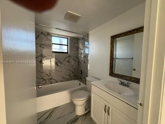 8075 Nw 7th St 501, Miami, Florida 33126, Miami, Florida 33126, 2 Bedrooms Bedrooms, ,2 BathroomsBathrooms,Residential Lease,For Rent,8075 Nw 7th St 501, Miami, Florida 33126,A11954071