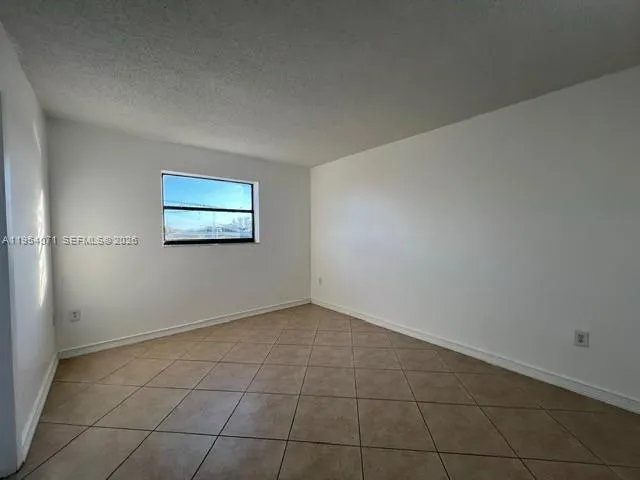 8075 Nw 7th St 501, Miami, Florida 33126, Miami, Florida 33126, 2 Bedrooms Bedrooms, ,2 BathroomsBathrooms,Residential Lease,For Rent,8075 Nw 7th St 501, Miami, Florida 33126,A11954071