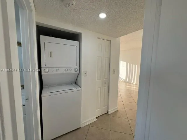 8075 Nw 7th St 501, Miami, Florida 33126, Miami, Florida 33126, 2 Bedrooms Bedrooms, ,2 BathroomsBathrooms,Residential Lease,For Rent,8075 Nw 7th St 501, Miami, Florida 33126,A11954071