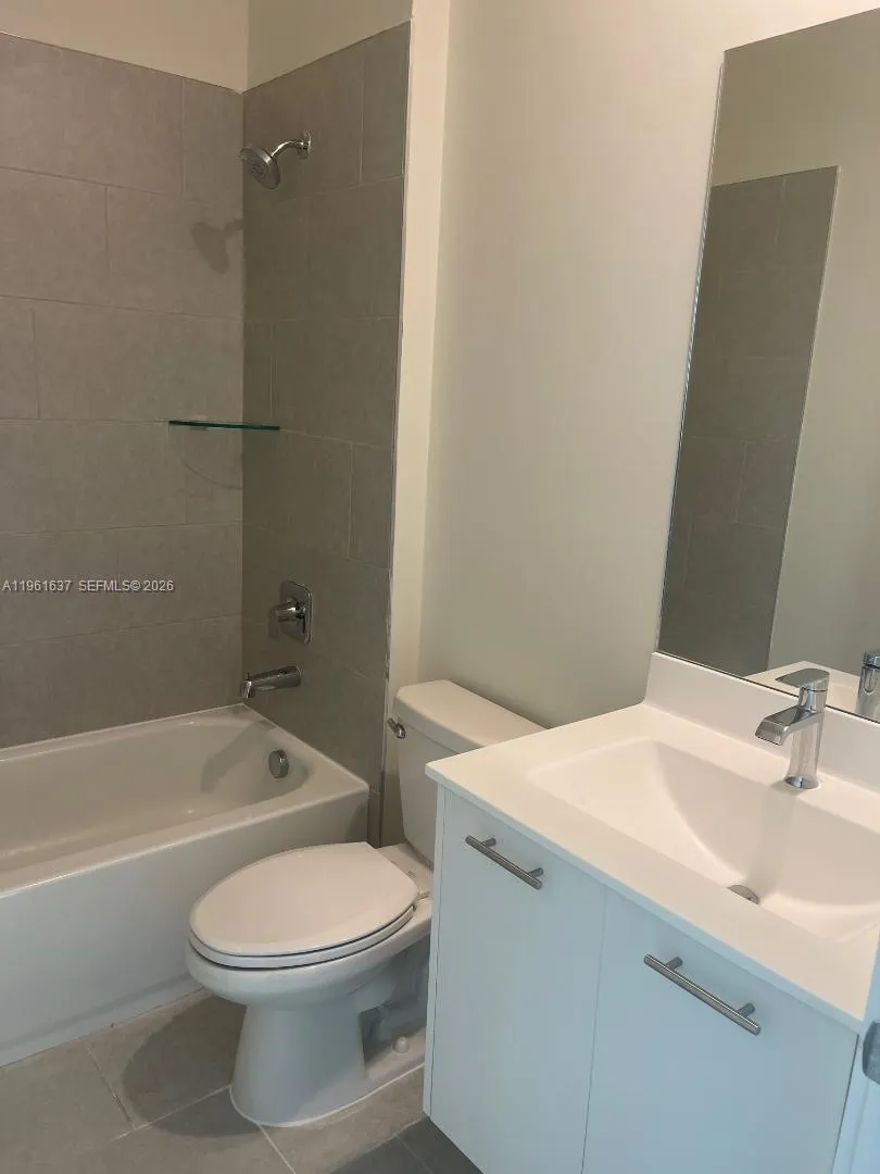 8167 Nw 41 St 407, Doral, Florida 33166, Doral, Florida 33166, 3 Bedrooms Bedrooms, ,2 BathroomsBathrooms,Residential,For Sale,8167 Nw 41 St 407, Doral, Florida 33166,A11961637