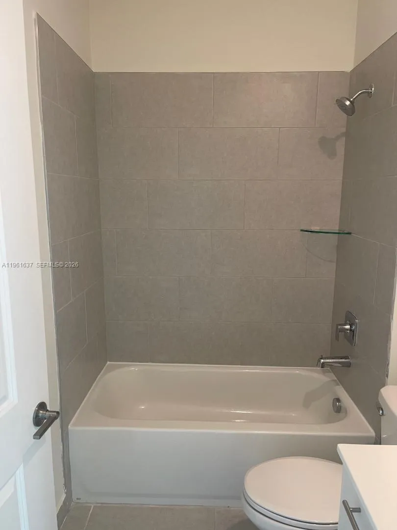 8167 Nw 41 St 407, Doral, Florida 33166, Doral, Florida 33166, 3 Bedrooms Bedrooms, ,2 BathroomsBathrooms,Residential,For Sale,8167 Nw 41 St 407, Doral, Florida 33166,A11961637