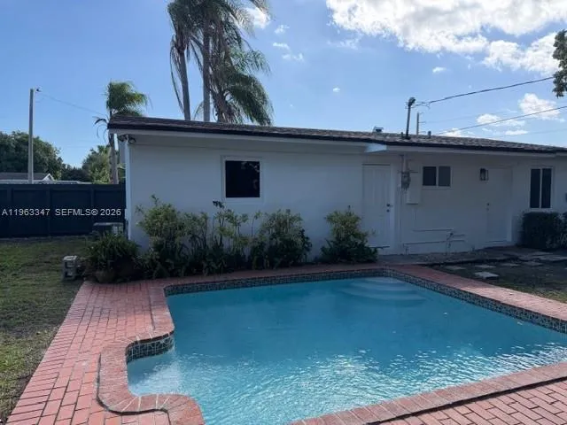 11615 Sw 142nd St, Miami, Florida 33176, Miami, Florida 33176, 3 Bedrooms Bedrooms, ,1 BathroomBathrooms,Residential,For Sale,11615 Sw 142nd St, Miami, Florida 33176,A11963347
