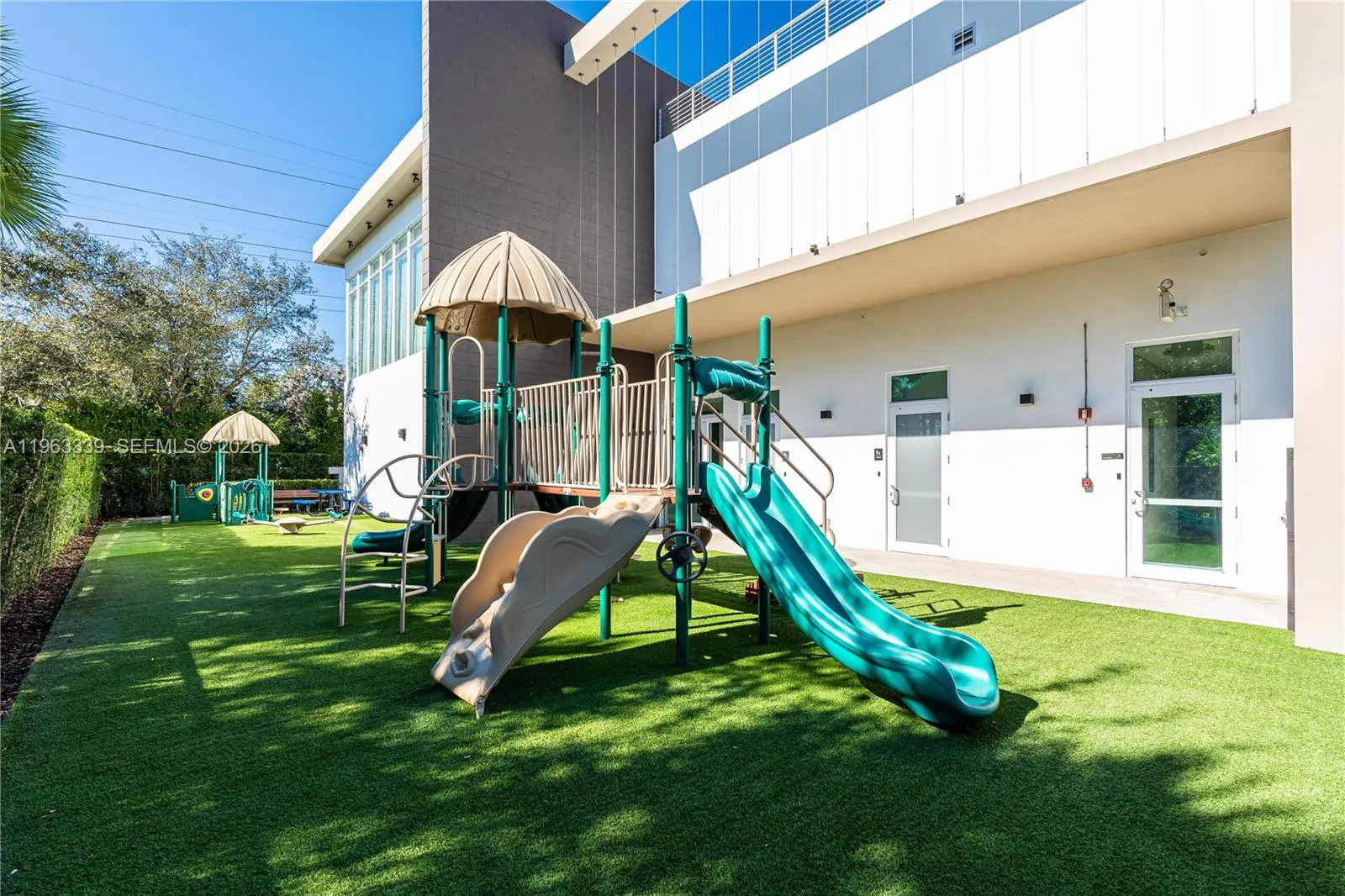 10540 Nw 67th Ter, Doral, Florida 33178, Doral, Florida 33178, 5 Bedrooms Bedrooms, ,5 BathroomsBathrooms,Residential,For Sale,10540 Nw 67th Ter, Doral, Florida 33178,A11963339
