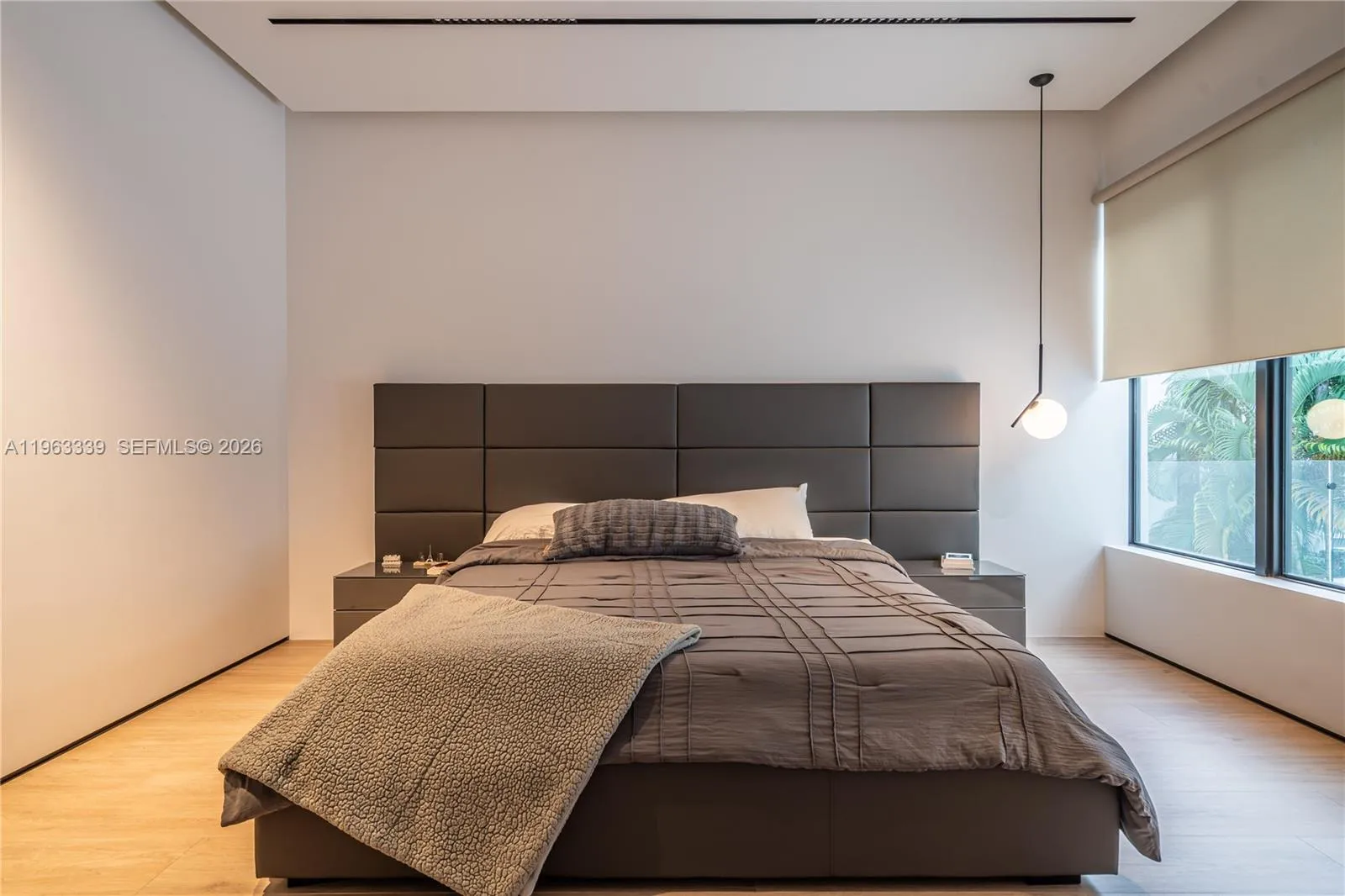 10540 Nw 67th Ter, Doral, Florida 33178, Doral, Florida 33178, 5 Bedrooms Bedrooms, ,5 BathroomsBathrooms,Residential,For Sale,10540 Nw 67th Ter, Doral, Florida 33178,A11963339