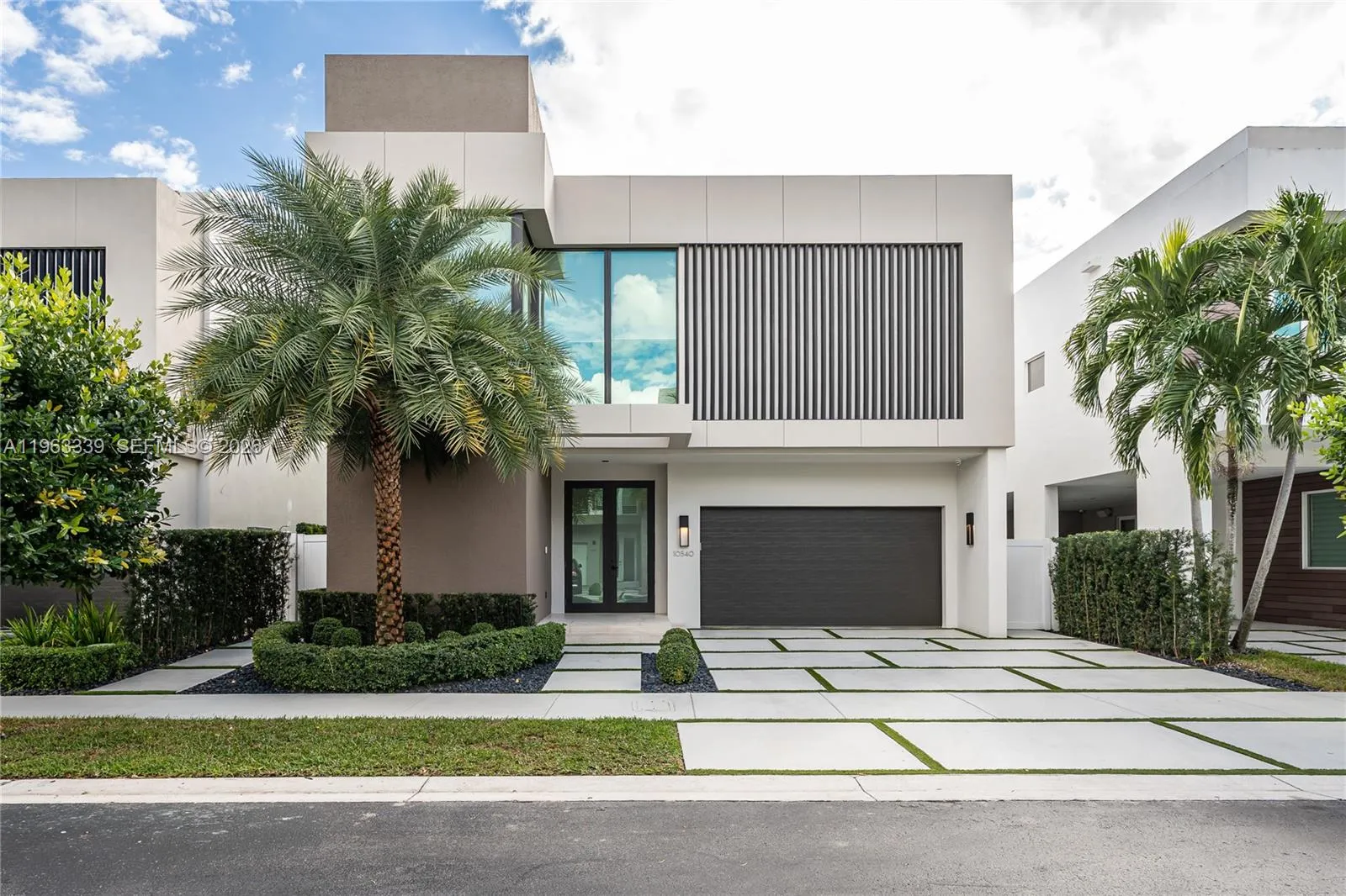10540 Nw 67th Ter, Doral, Florida 33178, Doral, Florida 33178, 5 Bedrooms Bedrooms, ,5 BathroomsBathrooms,Residential,For Sale,10540 Nw 67th Ter, Doral, Florida 33178,A11963339