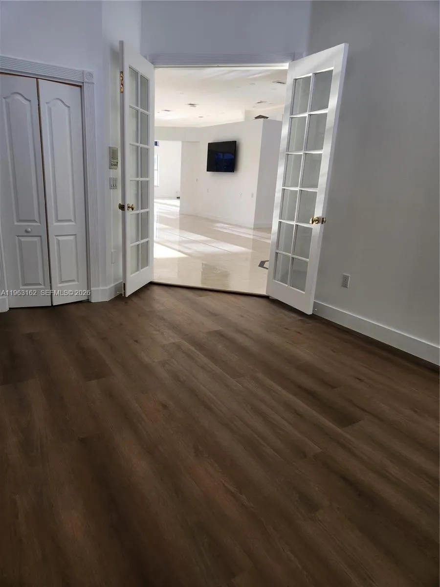 620 W Laurel Ln W, Pembroke Pines, Florida 33027, Pembroke Pines, Florida 33027, 5 Bedrooms Bedrooms, ,4 BathroomsBathrooms,Residential Lease,For Rent,620 W Laurel Ln W, Pembroke Pines, Florida 33027,A11963162