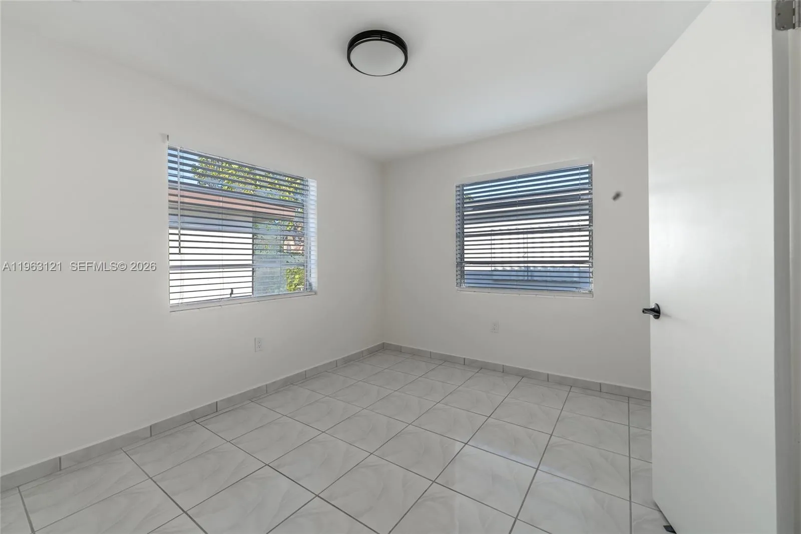 1631 Sw 21st St, Miami, Florida 33145, Miami, Florida 33145, ,Residential Income,For Sale,1631 Sw 21st St, Miami, Florida 33145,A11963121