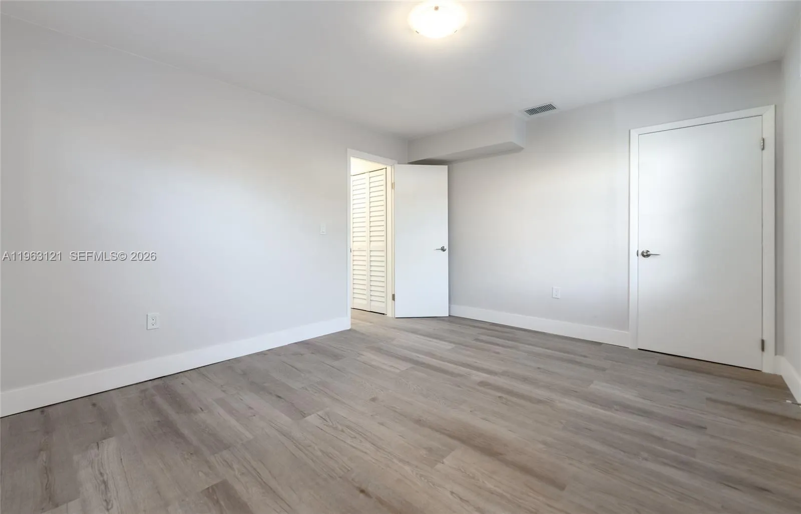 1631 Sw 21st St, Miami, Florida 33145, Miami, Florida 33145, ,Residential Income,For Sale,1631 Sw 21st St, Miami, Florida 33145,A11963121