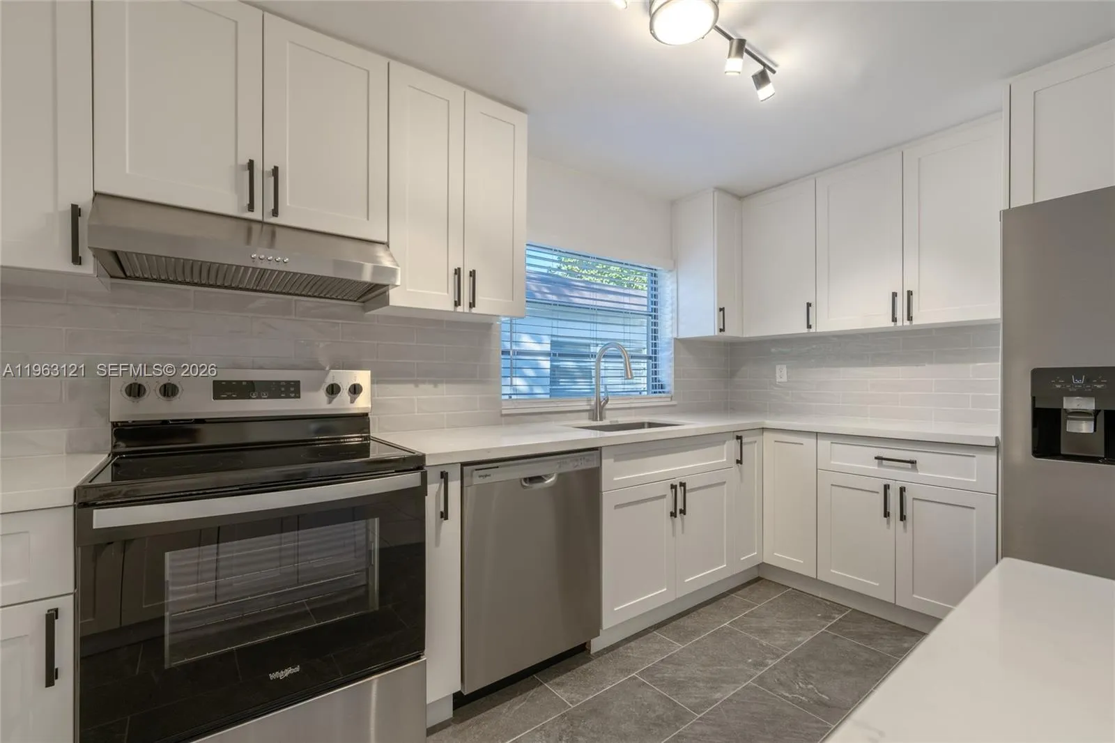 1631 Sw 21st St, Miami, Florida 33145, Miami, Florida 33145, ,Residential Income,For Sale,1631 Sw 21st St, Miami, Florida 33145,A11963121