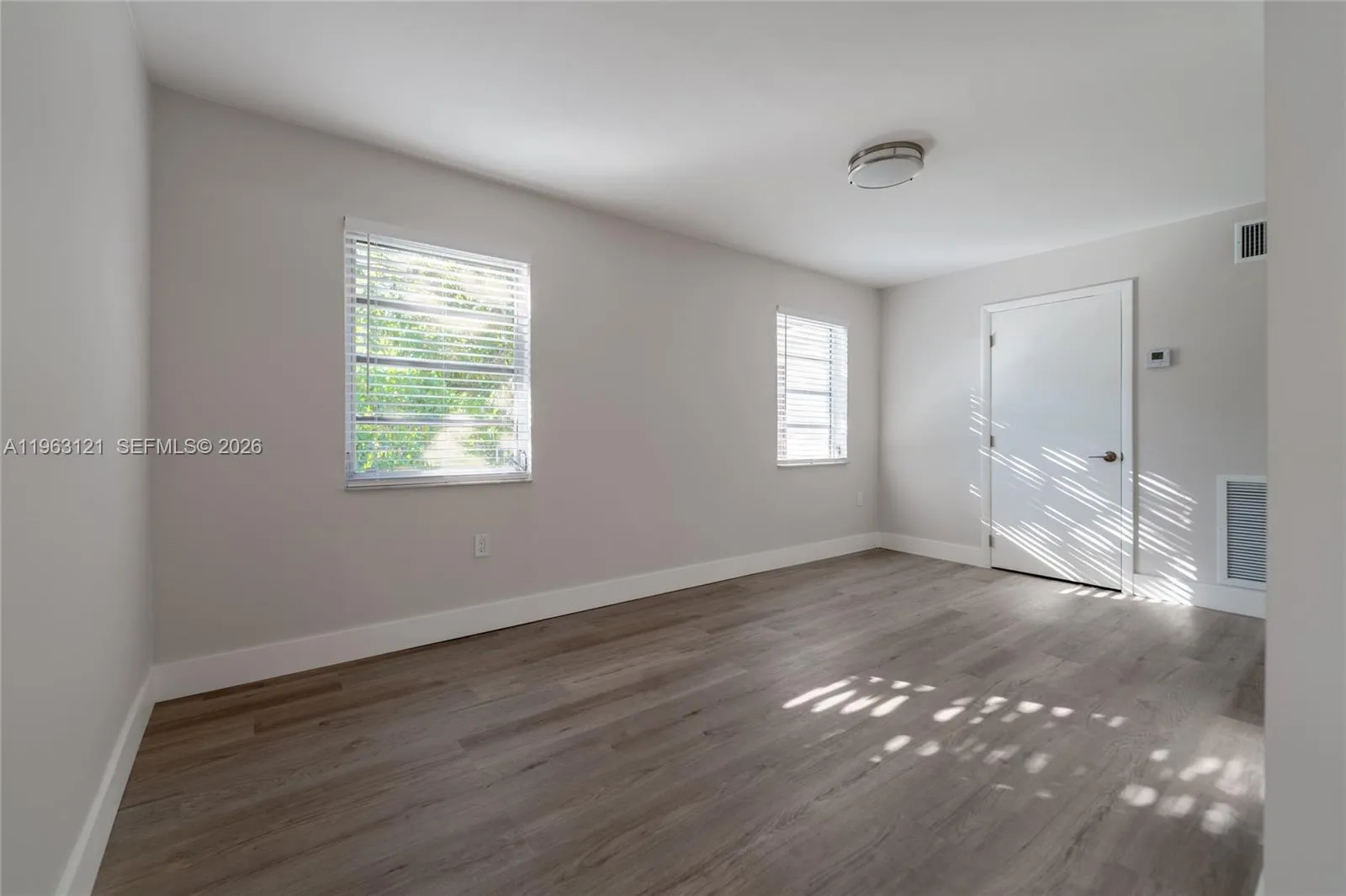 1631 Sw 21st St, Miami, Florida 33145, Miami, Florida 33145, ,Residential Income,For Sale,1631 Sw 21st St, Miami, Florida 33145,A11963121