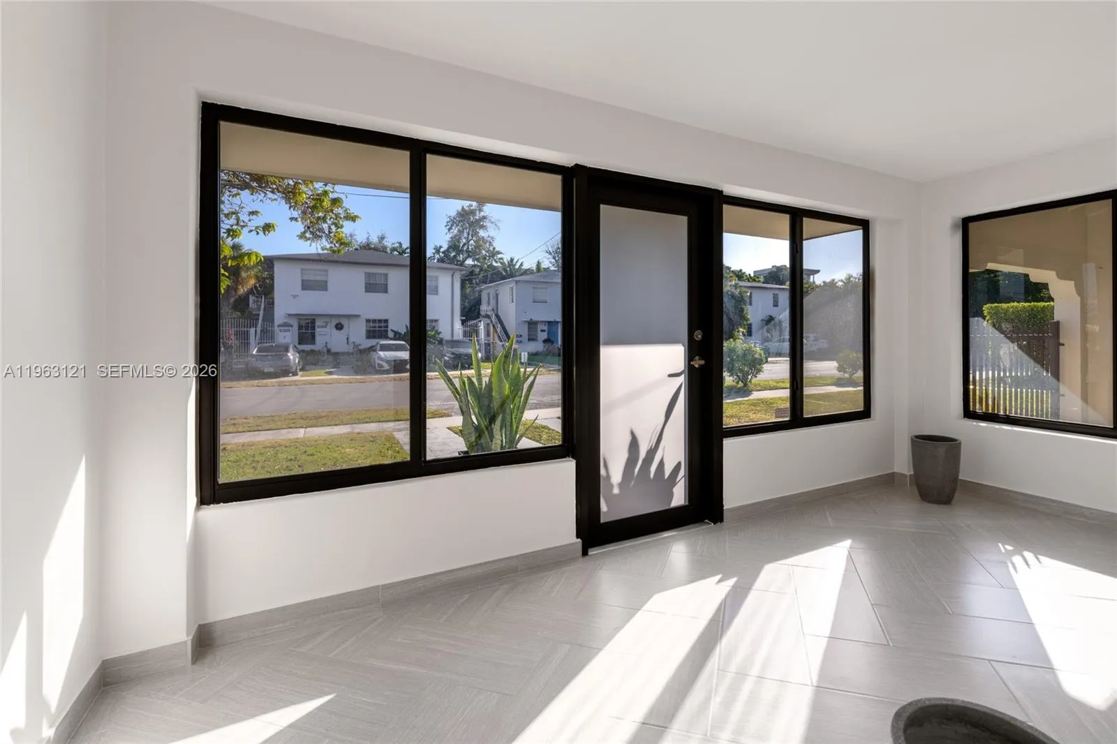 1631 Sw 21st St, Miami, Florida 33145, Miami, Florida 33145, ,Residential Income,For Sale,1631 Sw 21st St, Miami, Florida 33145,A11963121
