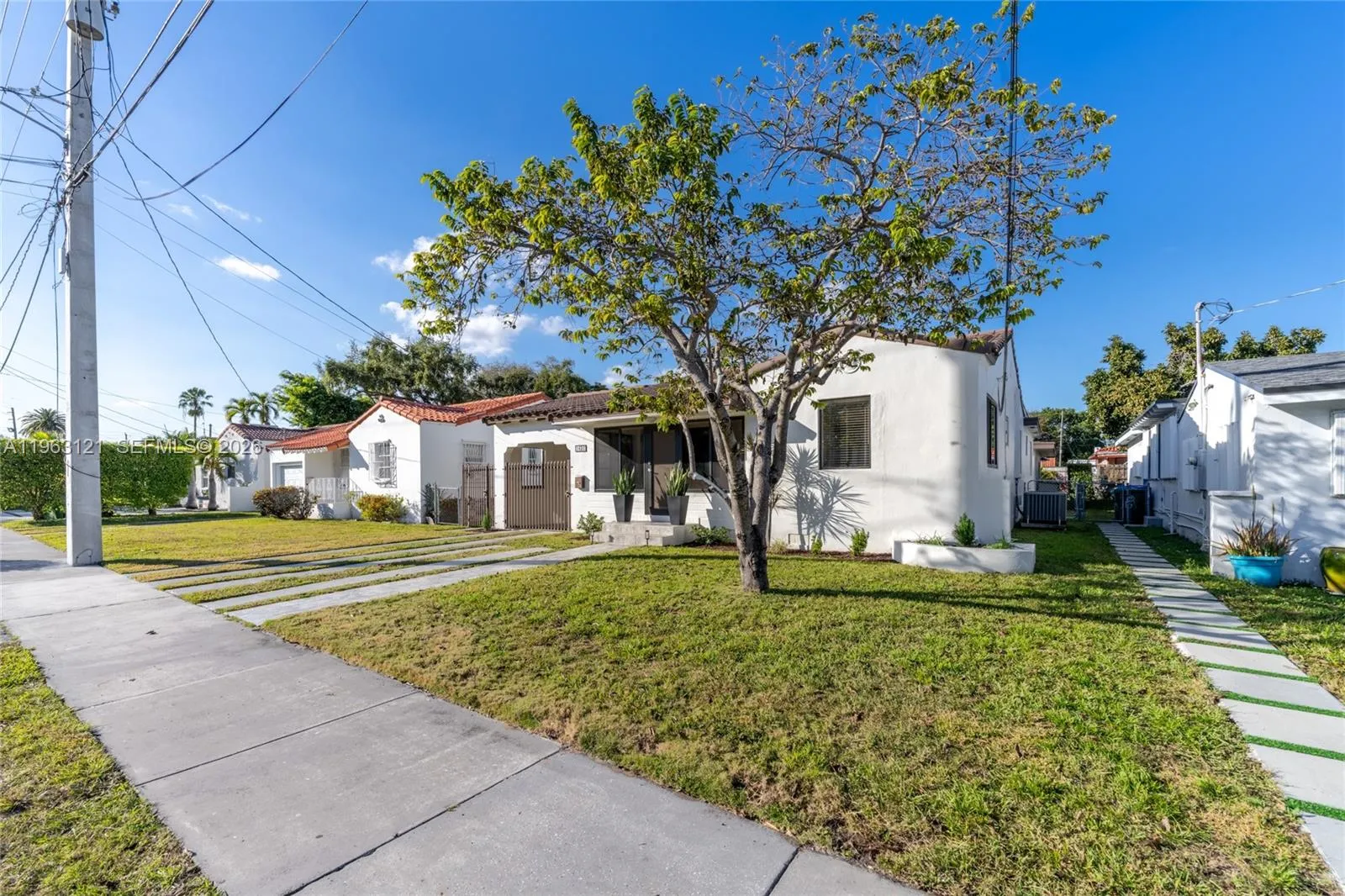 1631 Sw 21st St, Miami, Florida 33145, Miami, Florida 33145, ,Residential Income,For Sale,1631 Sw 21st St, Miami, Florida 33145,A11963121