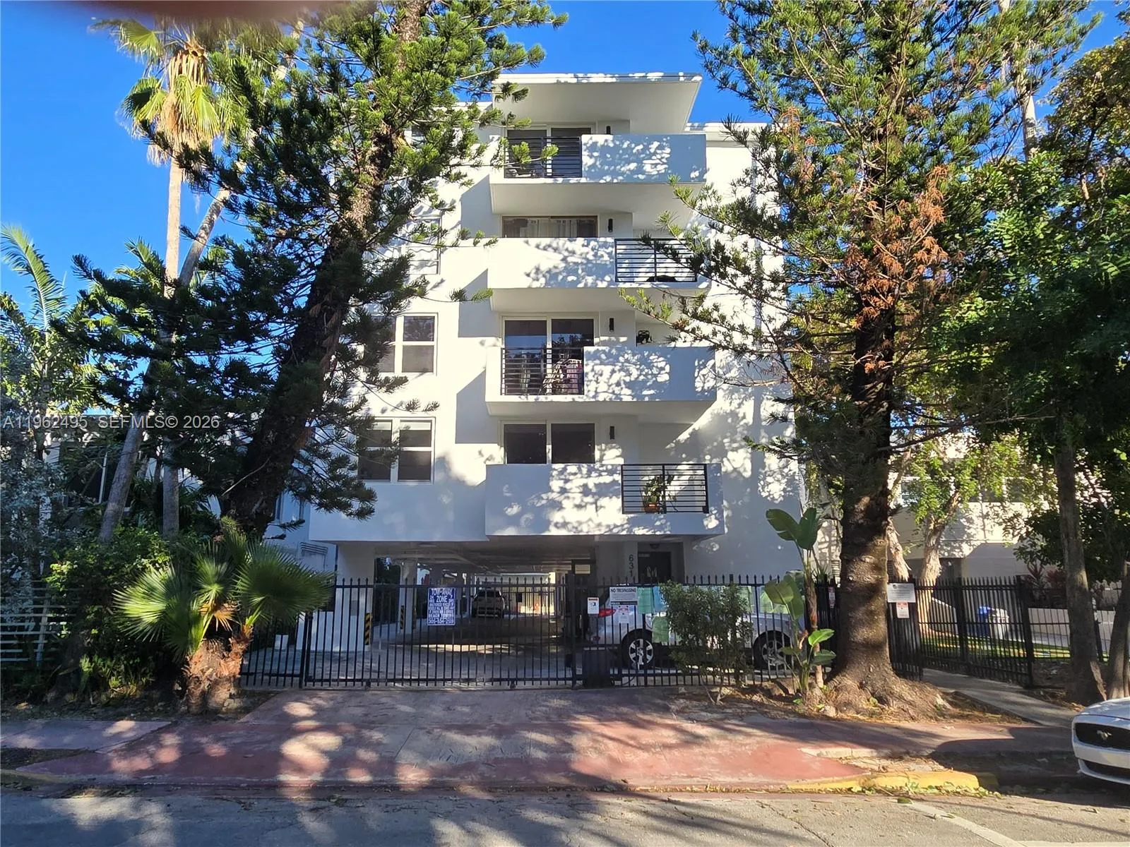 631 Jefferson Ave 303, Miami Beach, Florida 33139, Miami Beach, Florida 33139, 2 Bedrooms Bedrooms, ,1 BathroomBathrooms,Residential Lease,For Rent,631 Jefferson Ave 303, Miami Beach, Florida 33139,A11962495