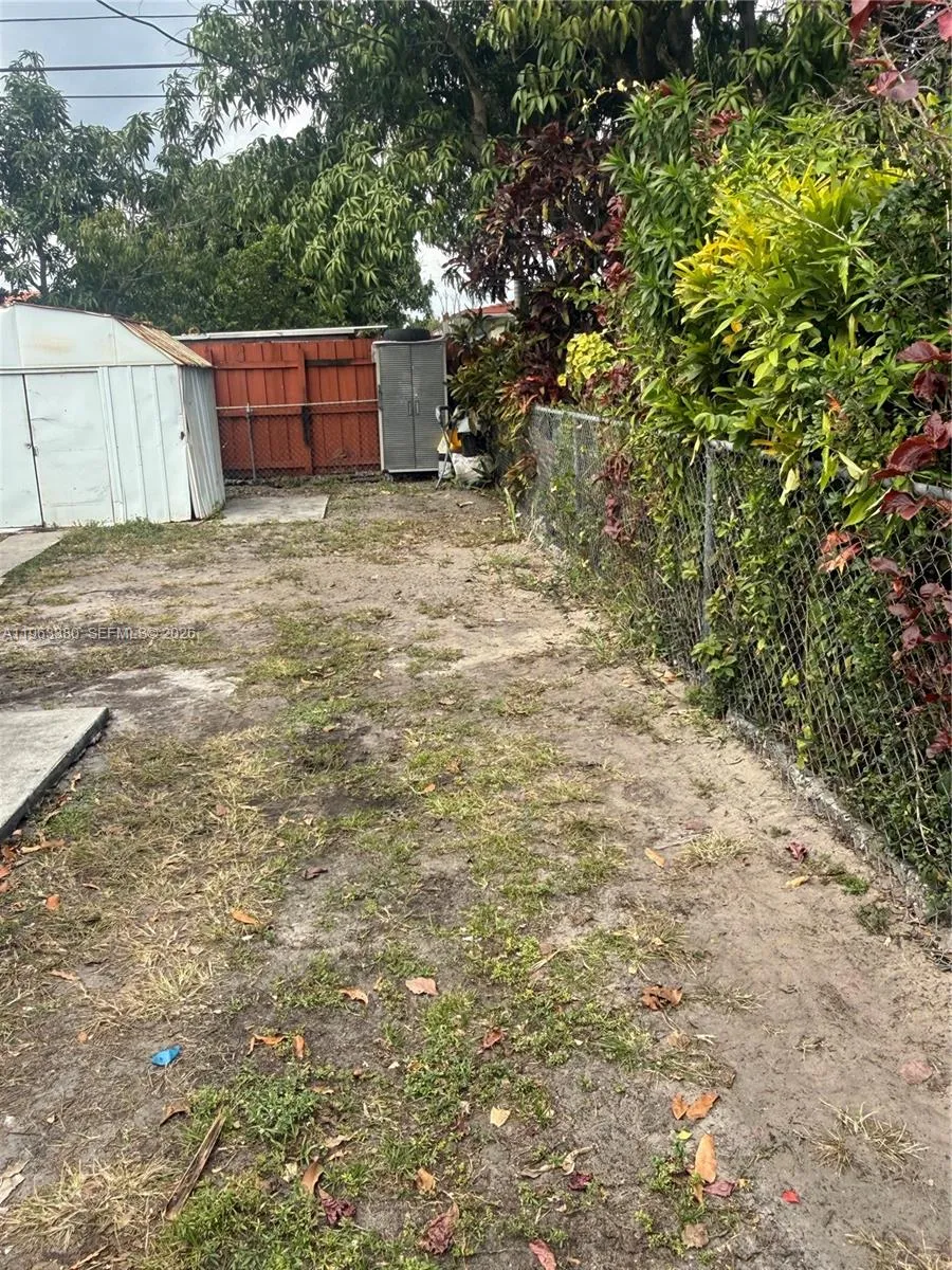 381 E 61st St, Hialeah, Florida 33013, Hialeah, Florida 33013, 3 Bedrooms Bedrooms, ,2 BathroomsBathrooms,Residential,For Sale,381 E 61st St, Hialeah, Florida 33013,A11963380